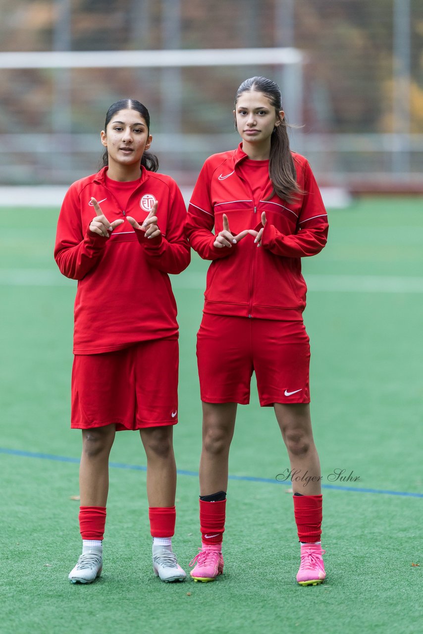 Bild 64 - wCJ VfL Pinneberg - Eimsbuettler TV : Ergebnis: 0:3